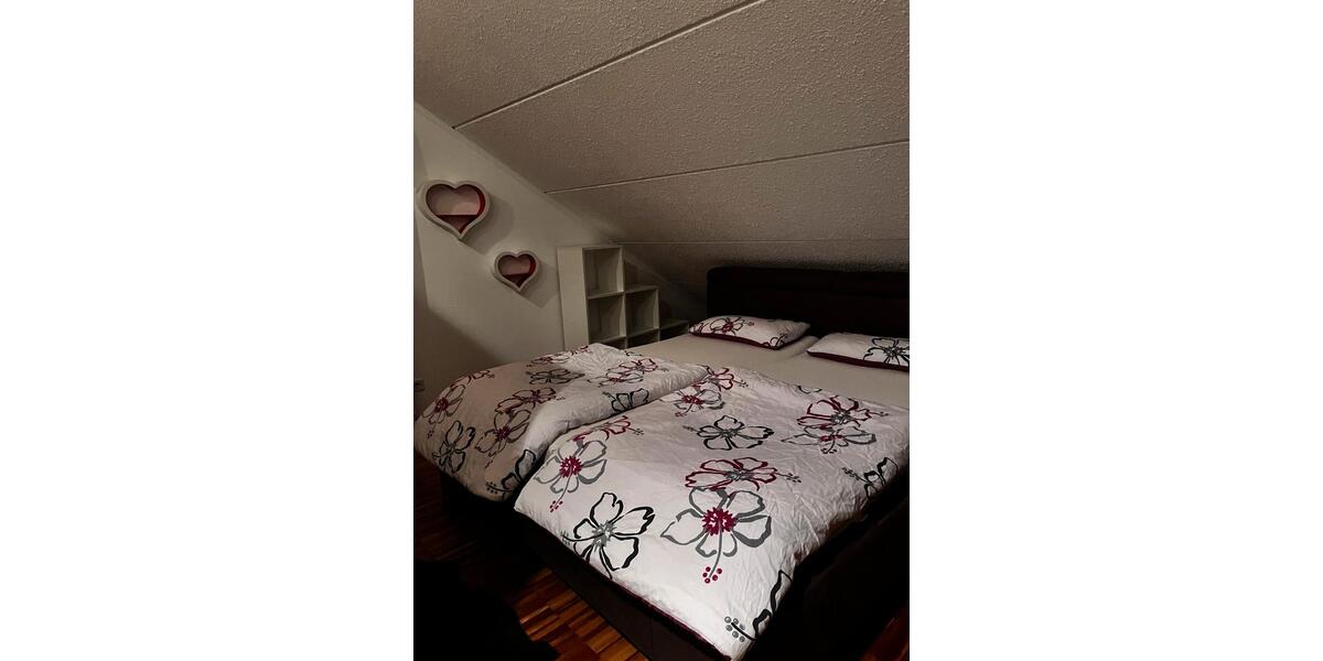 Dachgeschoßwohnung Ingolstadt Nordost - 1 Zimmer, 65 m&sup2;, 1.050&euro; | Angebot:26014448