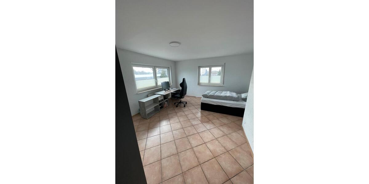 Wohnen auf Zeit Edingen-Neckarhausen Neu-Edingen - 1 Zimmer, 18 m&sup2;, 430&euro; | Angebot:26359841