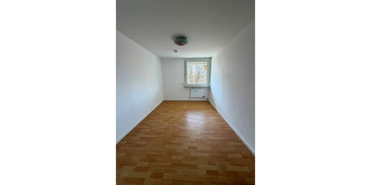Etagenwohnung Reutlingen Voller Brunnen - 4 Zimmer, 89 m&sup2;, 1.200&euro; | Angebot:25895932