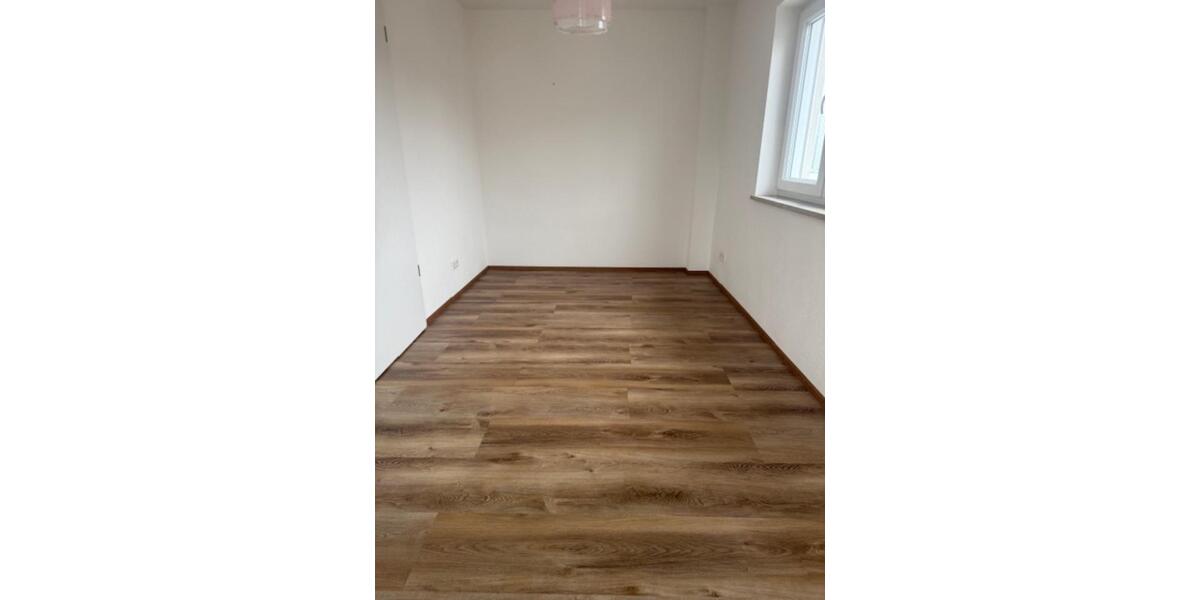 Etagenwohnung Schrobenhausen - 4 Zimmer, 101 m&sup2;, 1.400&euro; | Angebot:24754037