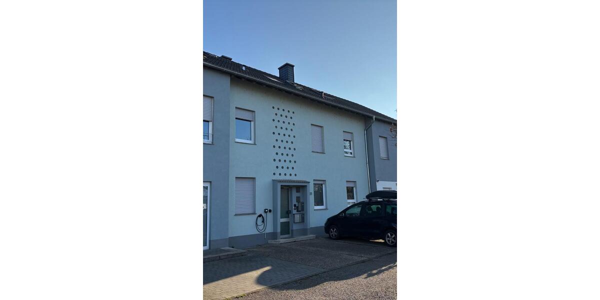 4ZKB, hochwertige Ausstattung, Parkplatz mit E-Säule, Seeblick 4 zimmer