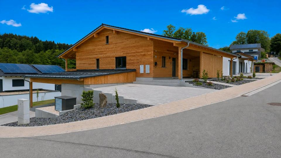 Mehrfamilienhaus, Wohnhaus Bischofsmais - 4.5 Zimmer, 148 m&sup2;, 1.300&euro; | Angebot:26703964