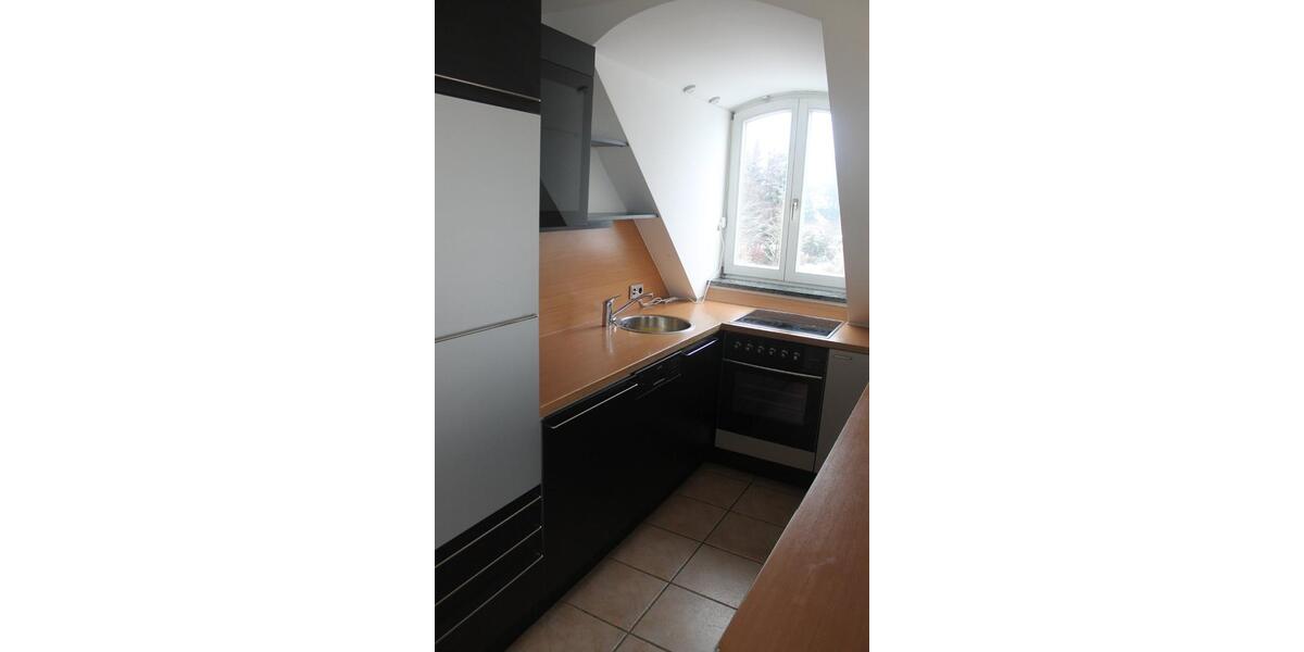 Dachgeschoßwohnung München Trudering-Riem - 3 Zimmer, 77 m&sup2;, 1.650&euro; | Angebot:24505587