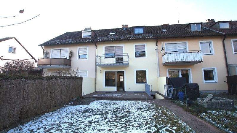 Gepflegtes Reihenmittelhaus mit moderner Einbauküche 5 zimmer