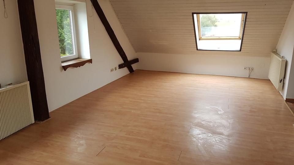 Etagenwohnung Kirchham - 1 Zimmer, 35 m&sup2;, 280&euro; | Angebot:25614122