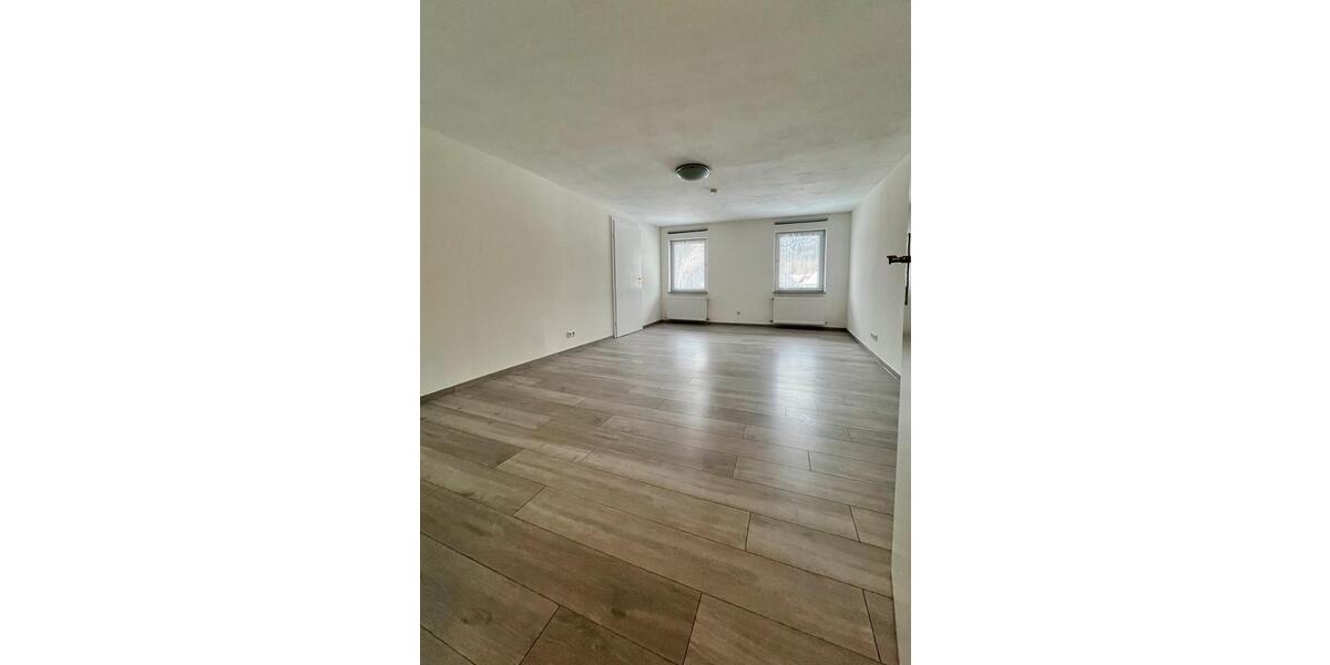 Etagenwohnung Rickenbach - 4 Zimmer, 100 m&sup2;, 900&euro; | Angebot:25993662