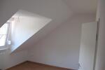 Dachgeschoßwohnung Waldrach - 3 Zimmer, 65 m&sup2;, 560&euro; | Angebot:26536469