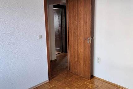 Wohnung Friedberg (Hessen) - 3 Zimmer, 75 m&sup2;, 1.280&euro; | Angebot:26689688