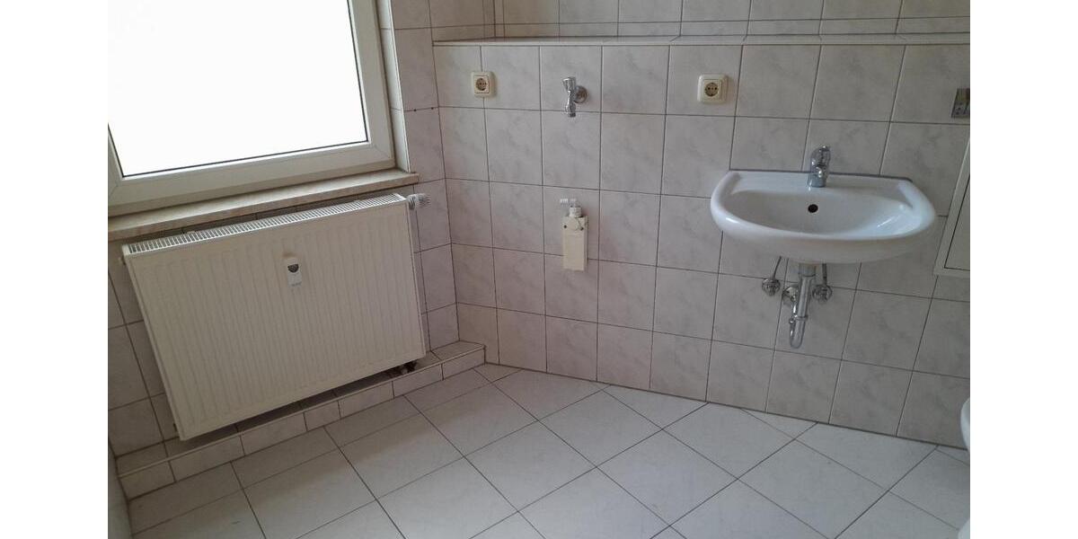 Etagenwohnung Apolda - 1 Zimmer, 40 m&sup2;, 350&euro; | Angebot:24815009