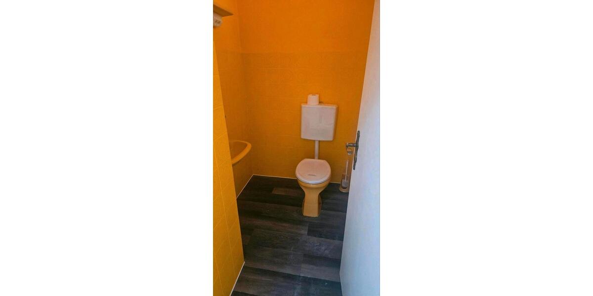 Etagenwohnung Waldmünchen - 6 Zimmer, 240 m&sup2;, 900&euro; | Angebot:26636867