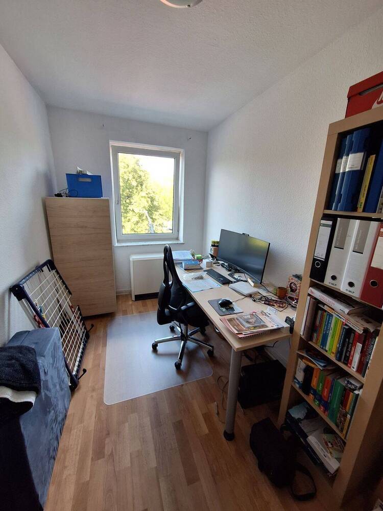 HH-Horn, 2,5 Zimmer Wohnung mit Balkon !Bitte unsere Fragen beachten!