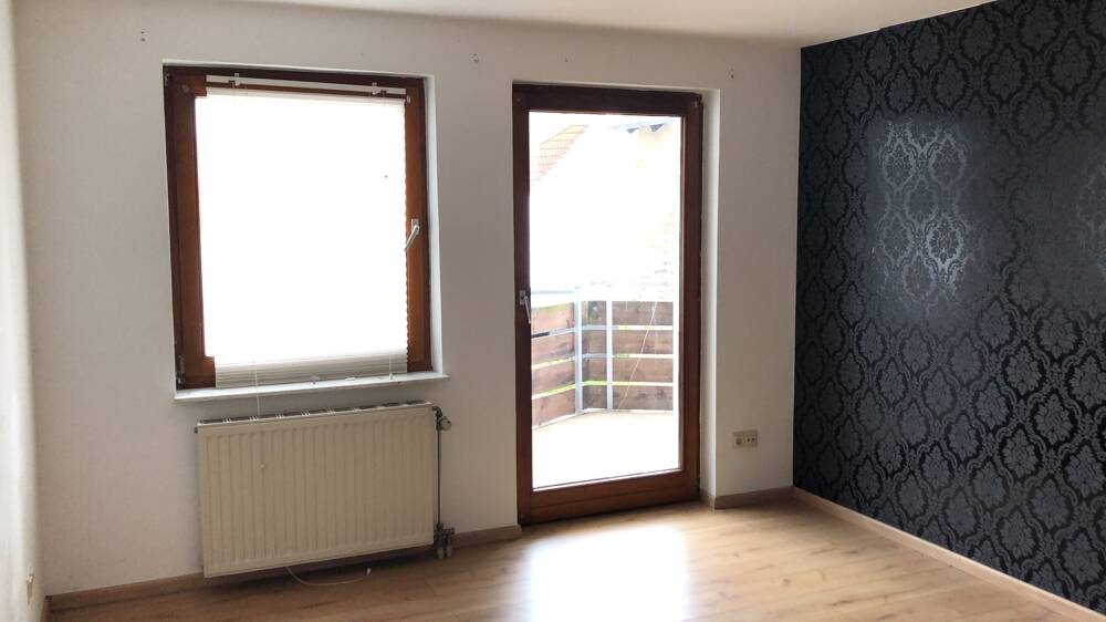 Etagenwohnung Rinteln - 3 Zimmer, 80 m&sup2;, 550&euro; | Angebot:26819744