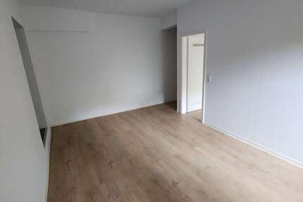 Wohnung Göttingen Innenstadt - 3 Zimmer, 49 m&sup2;, 590&euro; | Angebot:27263152