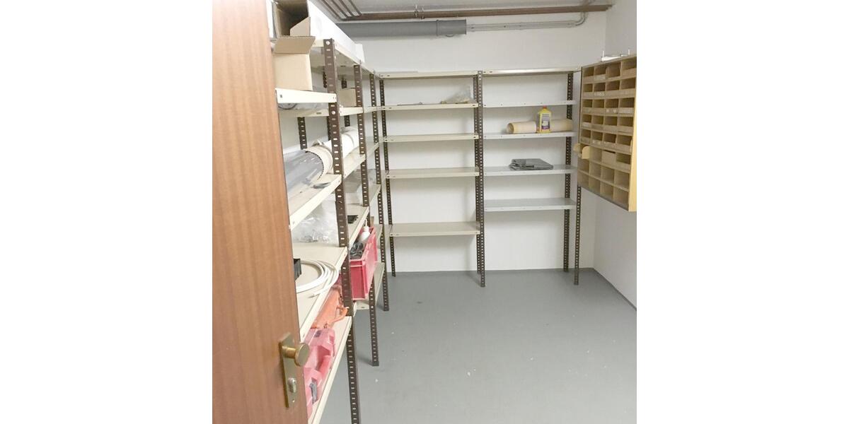 Etagenwohnung Kenn - 2 Zimmer, 87 m&sup2;, 1.180&euro; | Angebot:26006100