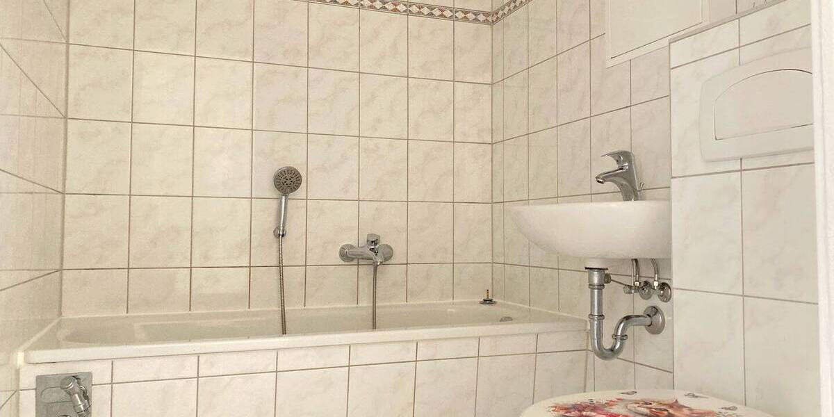 Etagenwohnung Gotha Gotha West - 4 Zimmer, 71 m&sup2;, 435&euro; | Angebot:26017590