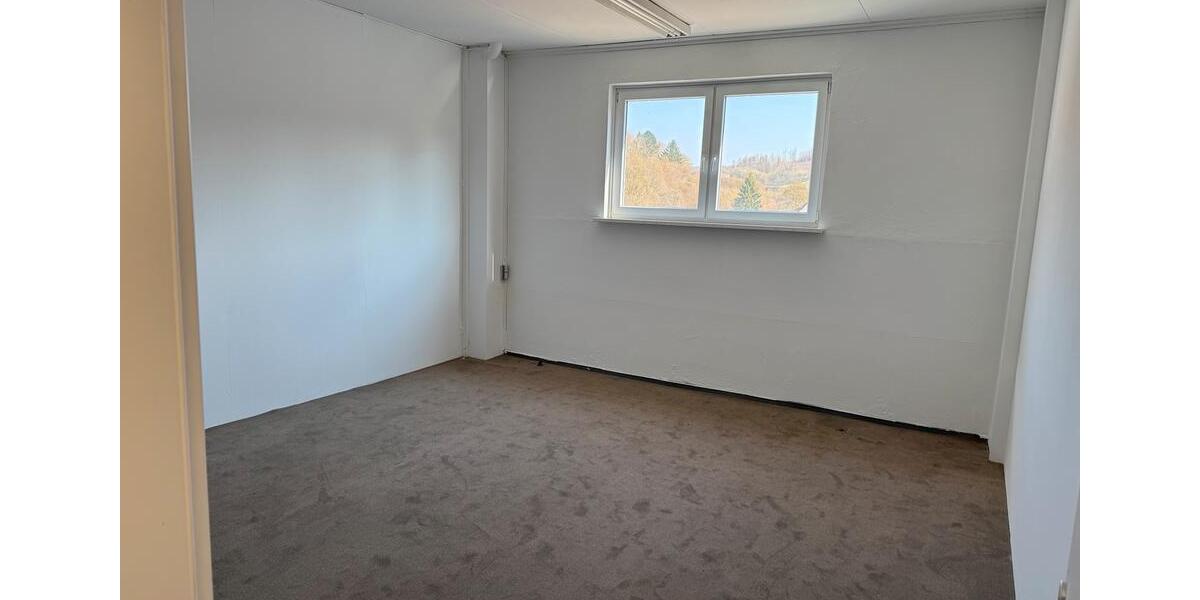 Gewerbeobjekt Lügde - 400&euro; | Angebot:22005984