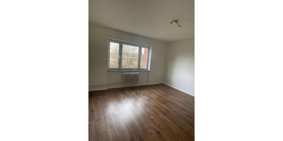 Etagenwohnung Schleswig - 4 Zimmer, 86 m&sup2;, 690&euro; | Angebot:24628125