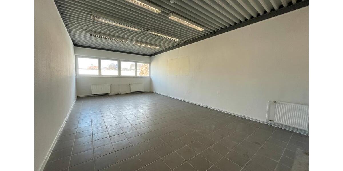 Gewerbeobjekt Arnsberg Obereimer - 1.490&euro; | Angebot:19139765