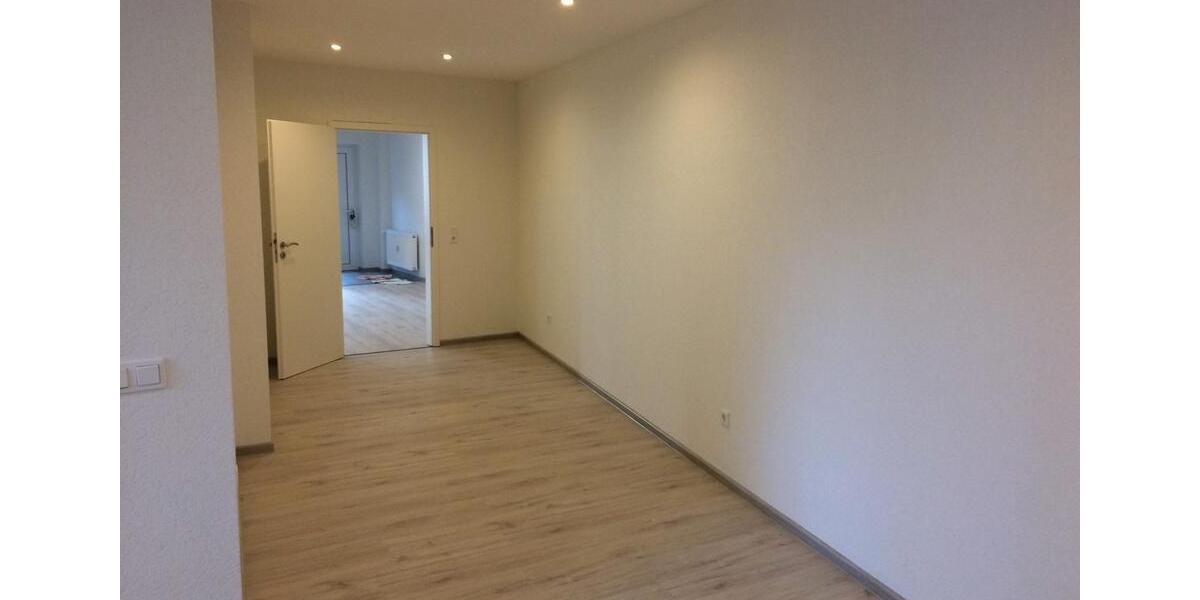 Erdgeschoßwohnung Sankt Ingbert - 2 Zimmer, 80 m&sup2;, 650&euro; | Angebot:26351501