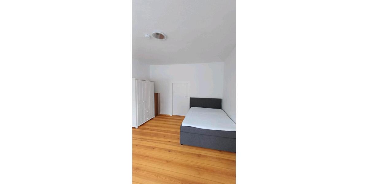 Etagenwohnung Neustadt (Dosse) - 1 Zimmer, 35 m&sup2;, 550&euro; | Angebot:25046536