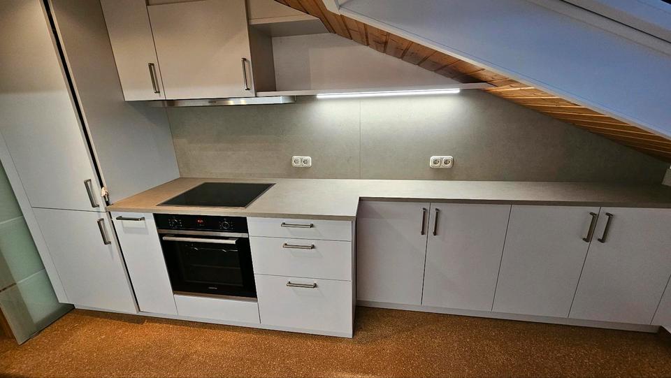 Dachgeschoßwohnung Wildberg - 3 Zimmer, 78 m&sup2;, 990&euro; | Angebot:25942984