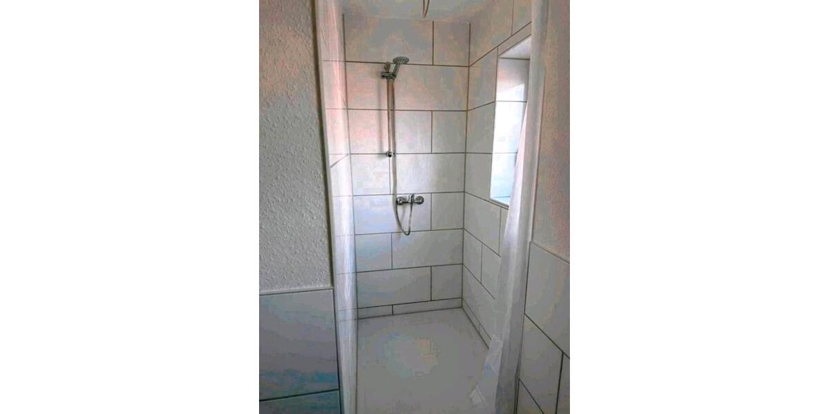 Dachgeschoßwohnung Borken (Hessen) - 3 Zimmer, 108 m&sup2;, 860&euro; | Angebot:26552811