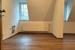 Dachgeschoßwohnung Crimmitschau - 2 Zimmer, 45 m&sup2;, 427&euro; | Angebot:24853459