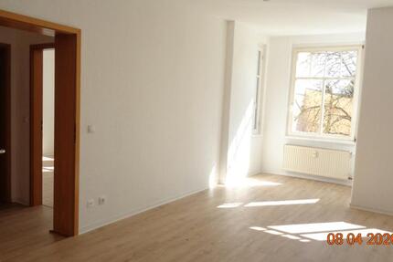 Wohnung Naumburg (Saale) - 2 Zimmer, 45 m&sup2;, 335&euro; | Angebot:26295212