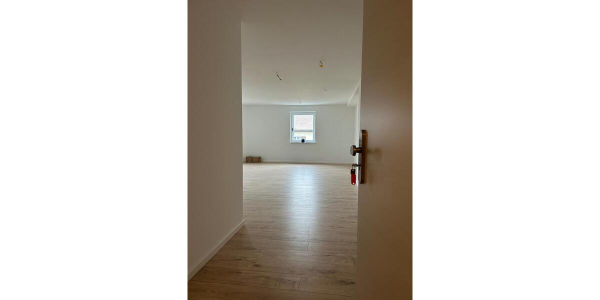 Etagenwohnung Kelheim - 3 Zimmer, 87 m&sup2;, 1.130&euro; | Angebot:24347466