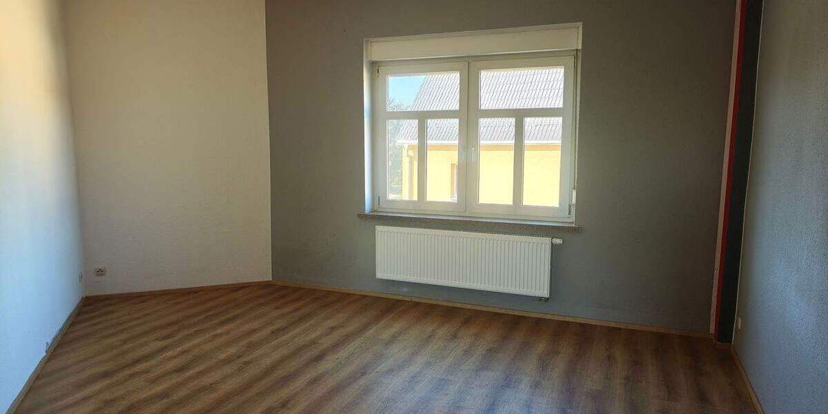Etagenwohnung Regis-Breitingen Breitingen - 3 Zimmer, 69 m&sup2;, 415&euro; | Angebot:25910307