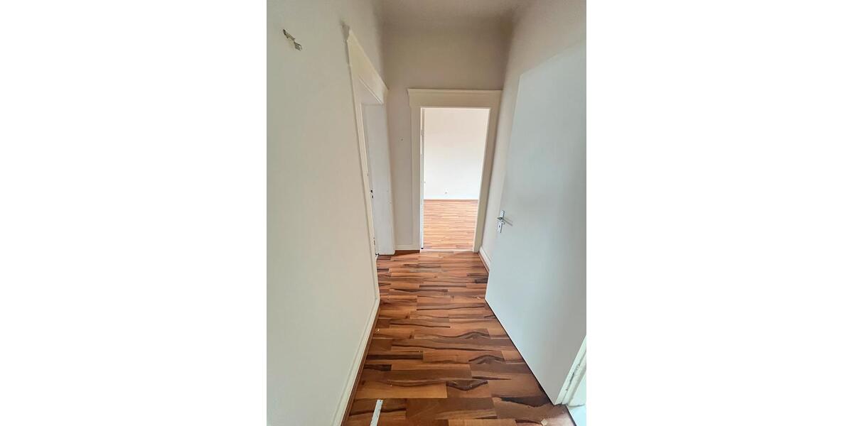 Etagenwohnung Neumünster - 3 Zimmer, 77 m&sup2;, 579&euro; | Angebot:25230951