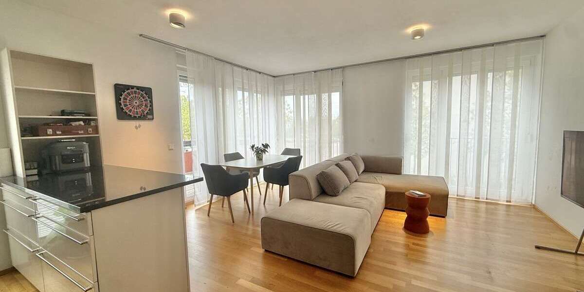Etagenwohnung Regensburg Konradsiedlung - 4 Zimmer, 101 m&sup2;, 1.400&euro; | Angebot:26815160