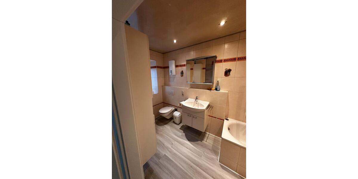 Erdgeschoßwohnung Nalbach - 4.5 Zimmer, 120 m&sup2;, 950&euro; | Angebot:24215125