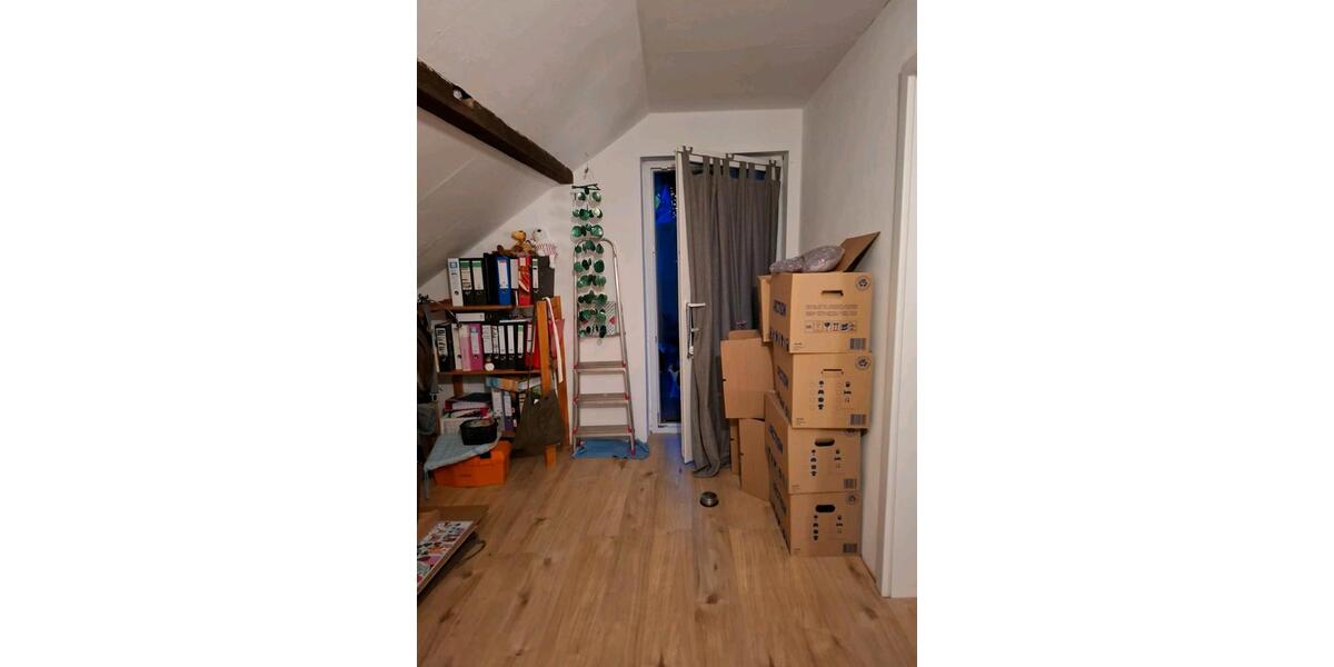Dachgeschoßwohnung Selters (Westerwald) - 3 Zimmer, 95 m&sup2;, 665&euro; | Angebot:25866850