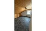 Dachgeschoßwohnung Weiden in der Oberpfalz - 2 Zimmer, 65 m&sup2;, 450&euro; | Angebot:26413853