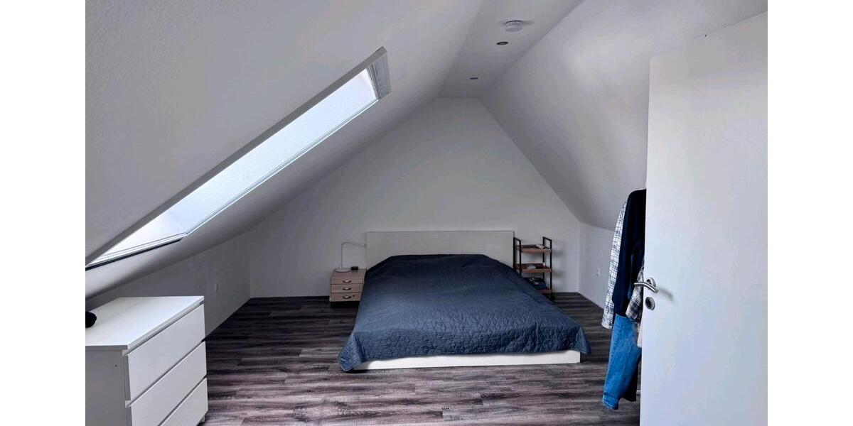 Dachgeschoßwohnung Herxheim bei Landau/Pfalz Pfalz - 4 Zimmer, 101 m&sup2;, 1.400&euro; | Angebot:25918981