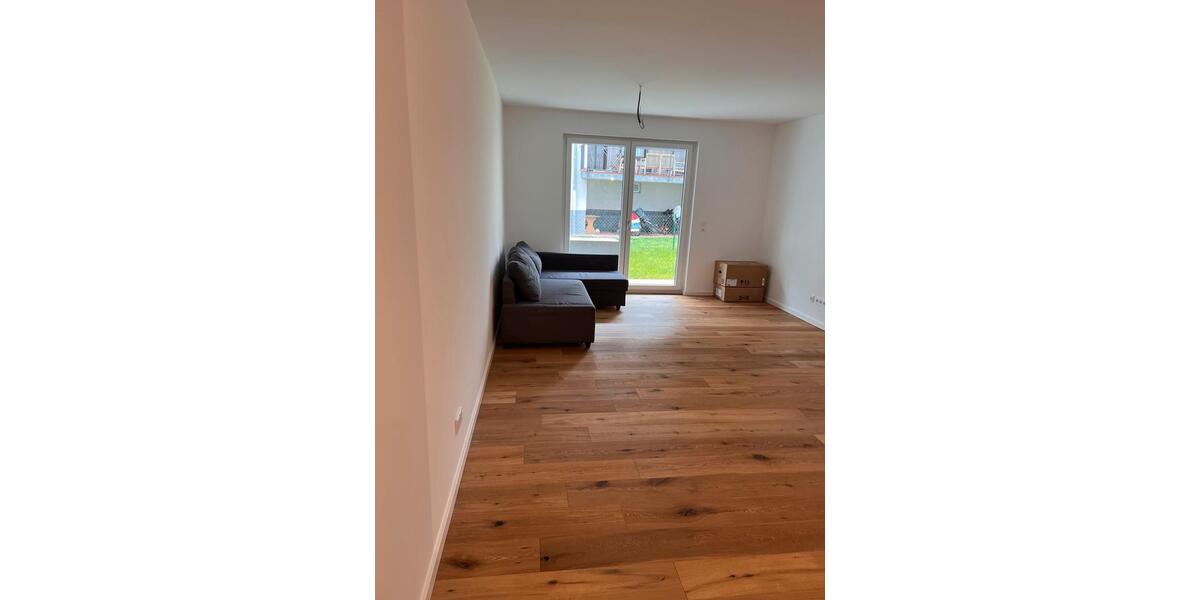 Etagenwohnung Homburg - 2 Zimmer, 622 m&sup2;, 1.195&euro; | Angebot:26225913