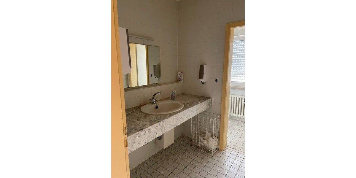 Gewerbeobjekt Zapfendorf - 1.800&euro; | Angebot:25769045