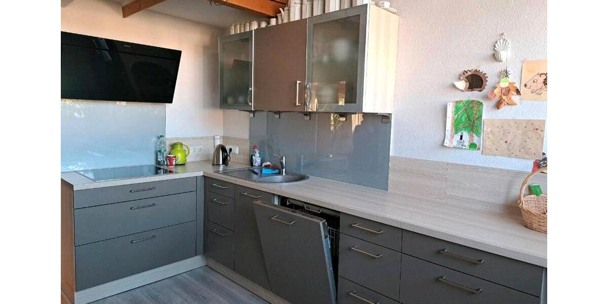 Dachgeschoßwohnung Neukirchen bei Heiligen Blut - 4 Zimmer, 135 m&sup2;, 810&euro; | Angebot:26067019