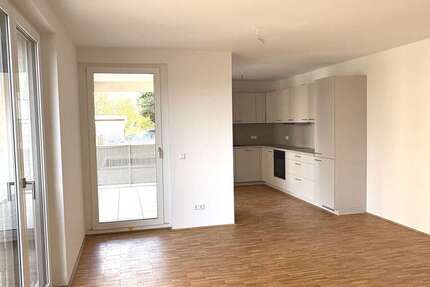 Wohnung Leonberg - 4 Zimmer, 101 m&sup2;, 1.871&euro; | Angebot:25193787