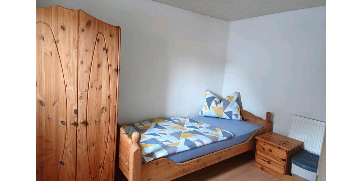Wohnen auf Zeit Brome - 3 Zimmer, 100 m&sup2;, 25&euro; | Angebot:26292673