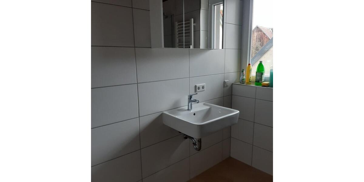 Etagenwohnung Schöllkrippen - 3 Zimmer, 106 m&sup2;, 800&euro; | Angebot:25807308