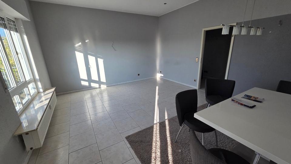 Etagenwohnung Dinslaken - 4 Zimmer, 72 m&sup2;, 750&euro; | Angebot:25237428