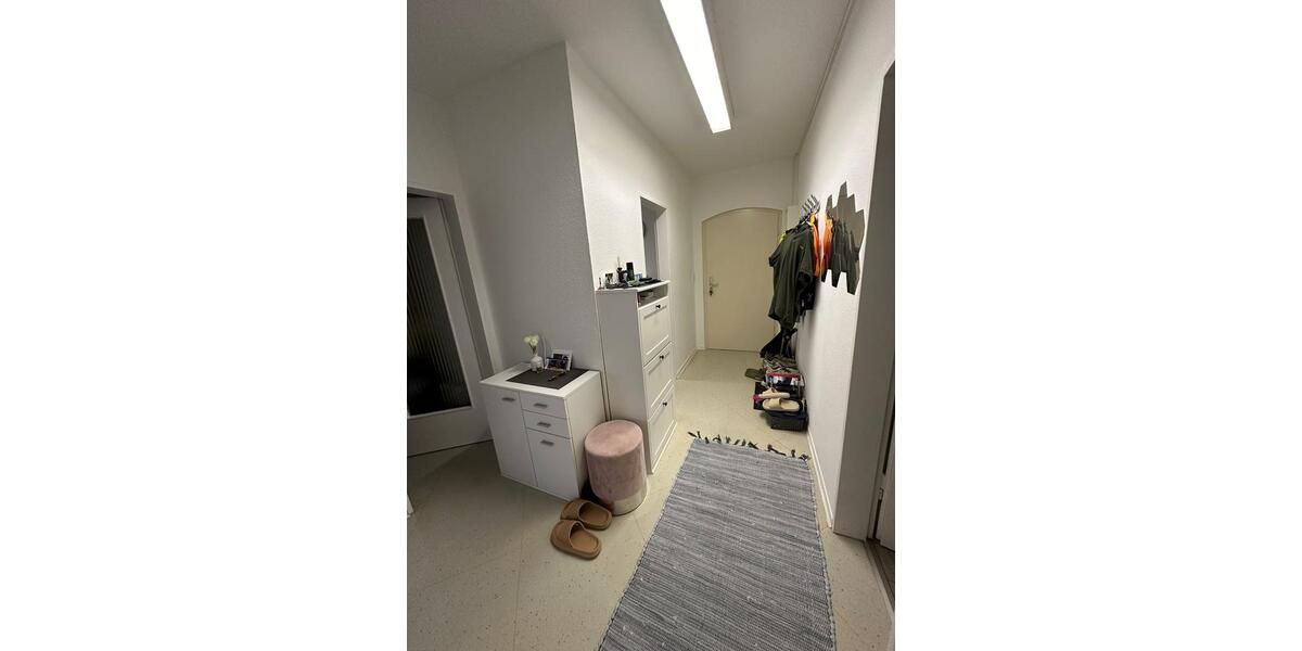 Erdgeschoßwohnung Ludwigshafen am Rhein Ludwigshafen-Hemshof - 2.5 Zimmer, 70 m&sup2;, 980&euro; | Angebot:25632398