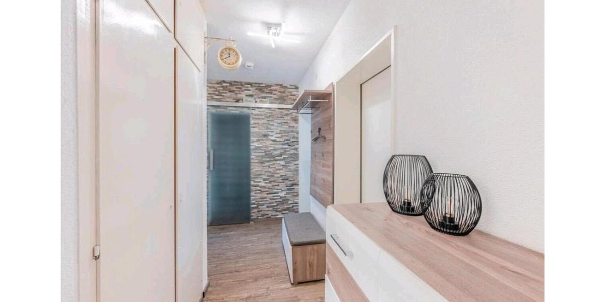 Hochparterre Singen (Hohentwiel) - 3 Zimmer, 75 m&sup2;, 1.400&euro; | Angebot:26414228