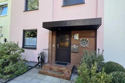 Haus Bayreuth Meyernberg - 6 Zimmer, 120 m&sup2;, 1.250&euro; | Angebot:26283249