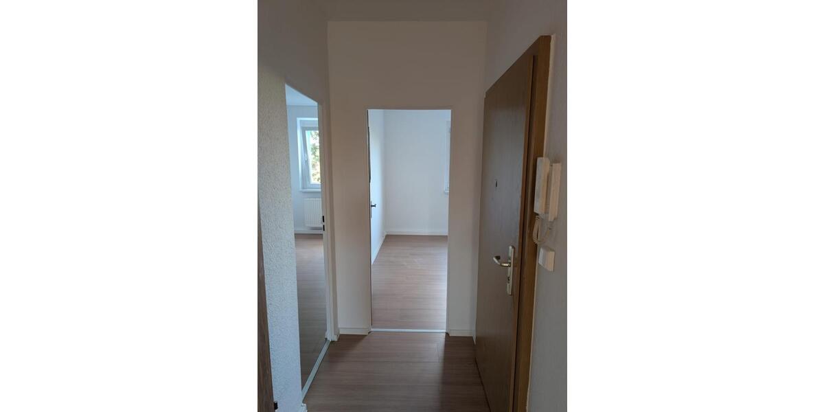 Etagenwohnung Eisenach - 3 Zimmer, 60 m&sup2;, 400&euro; | Angebot:23227138