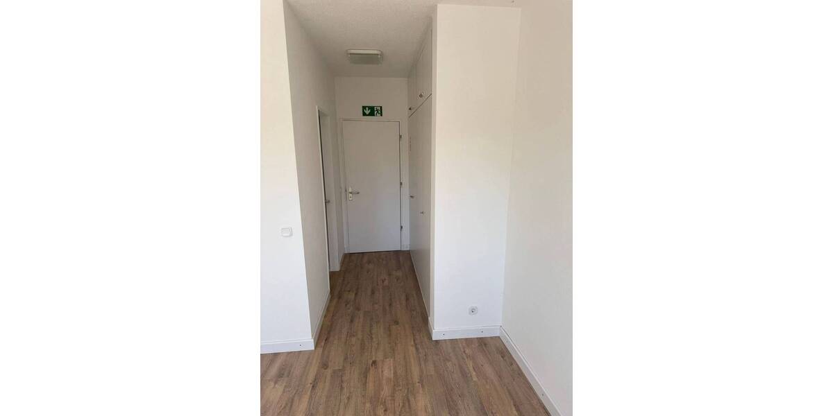 Gewerbeobjekt Giebelstadt - 1 Zimmer, 30 m&sup2;, 345&euro; | Angebot:25700094