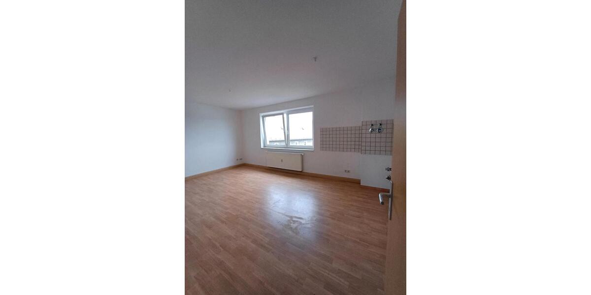 Etagenwohnung Frohburg - 2 Zimmer, 50 m&sup2;, 350&euro; | Angebot:26232891