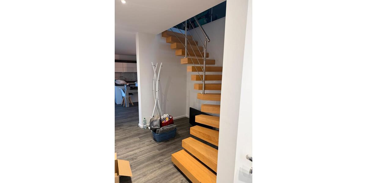 Etagenwohnung Herford - 4 Zimmer, 100 m&sup2;, 1.300&euro; | Angebot:25299056